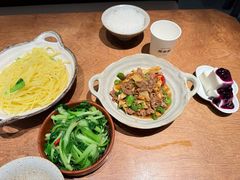 -麽麽家•爆炒牛肉饭(景瑞时光里店)