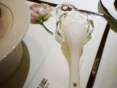 -燕庭·纯燕窝·甜品下午茶(南京西路店)