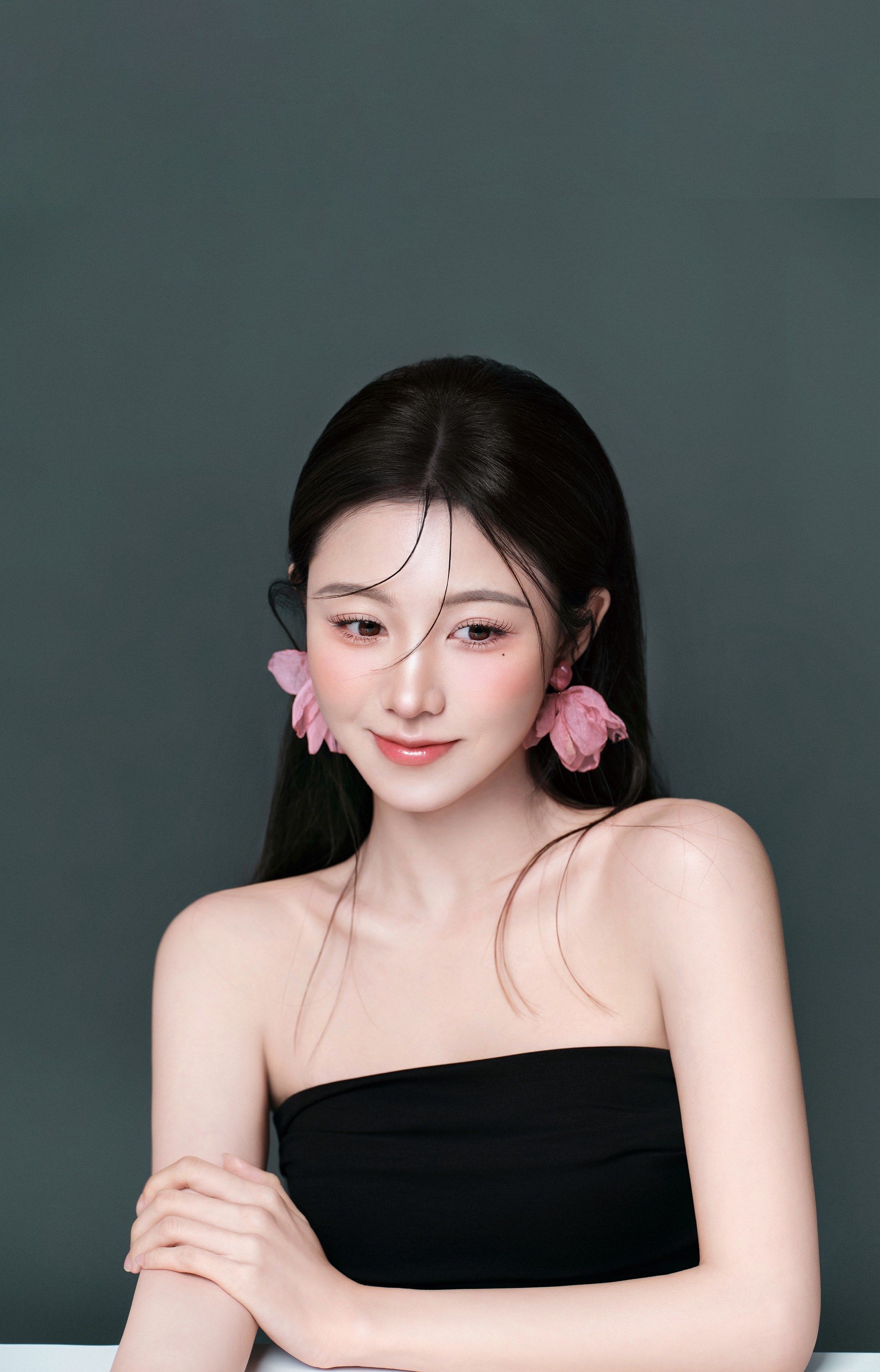 洒脱,向往的气息
看一眼就忍不住想拍的质感
·
#个人写真