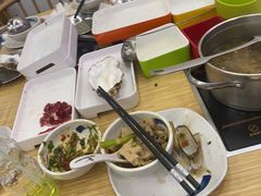 -杨老板·海鲜集市火锅·鲜切牛肉(中防万宝店)