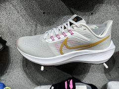 -NIKE(澳门威尼斯人店)