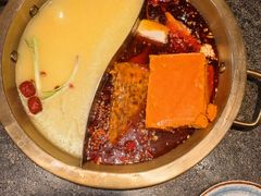 -小天鹅火锅·一线江景洪鼎旗舰店(洪崖洞店)