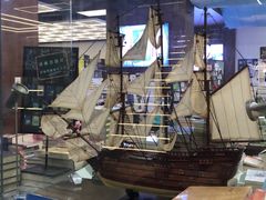 -新华书店(新街口旗舰店)