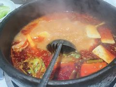 -贵府酸汤牛肉火锅·贵州老字号(飞山街店)