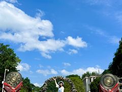 -高荡千年布依古寨旅游景区