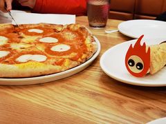 -城市大道红炉披萨烘焙坊