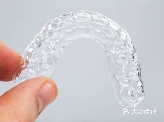 【科普】佩戴隐形牙套的注意事项