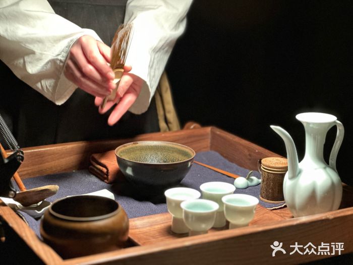 山外山·林语花园餐厅图片