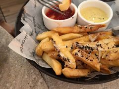 -玲婧胡同·生日蛋糕·餐厅(嘉里城店)