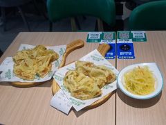 -康文福葱花饼砂锅铺(大奥莱店)