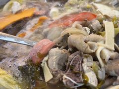 -泸州酸菜豆花火锅川师店