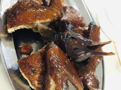 酥炸乳鸽-美兰春记食店·龙舌坡红烧牛肉