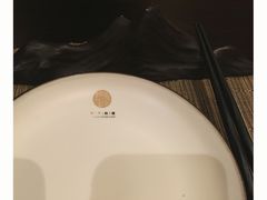 餐具摆设-月下料理(楷林IFC店)