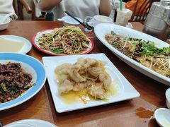 -东北风味思缘食府(对湖路店)