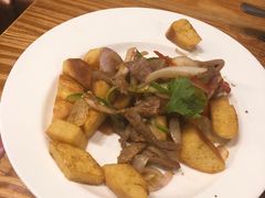 -塔哈尔·新疆盛宴(城西银泰店)