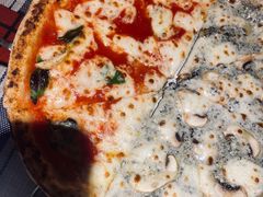 双拼披萨-Primo·丽莫意大利窑烤披萨