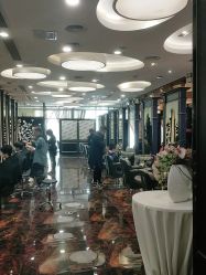 -八佰伴8008星级形象店