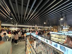 -胖东来生活广场(健康路店)