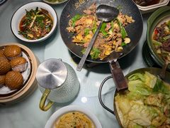-费大厨辣椒炒肉(高铁吾悦广场店)