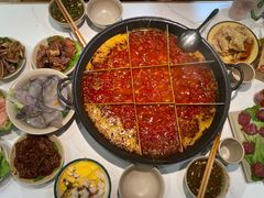 -朱氏胖子烂火锅(洪崖洞店)