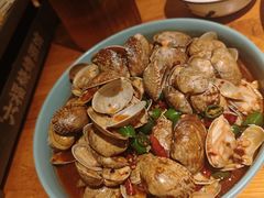 -六福烧烤酒馆(秦隆步行街店)