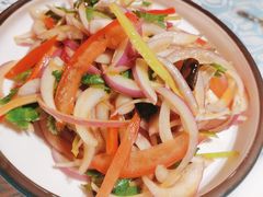 新疆老虎菜-巴扎美食·新疆菜·西域歌舞表演餐厅(新疆大厦店)