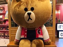 -LINE FRIENDS Garosu-gil Flagship Store