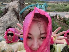 -七彩云南欢乐世界