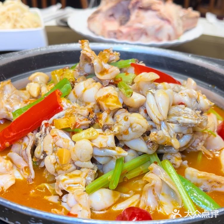 张家艺猪骨砂锅真的爱上了😻