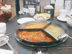 -渝里重庆火锅(航天城店)