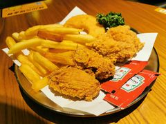鲜炸鸡小吃拼盘-乐凯撒披萨(福田COCOPark店)