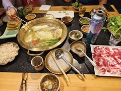 -顶顶汤火牛排火锅·经典铜锅涮肉