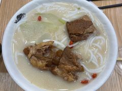 猪软骨米线-凯峰鱼汤米线(金利達店)