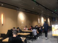 大堂-麦当劳(湖滨路店)