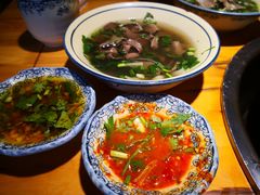 -大众跷脚牛肉馆·非遗传承单位(峨眉山店)