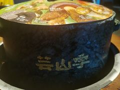 -良米山·云南野生菌过桥米线(上海首店)
