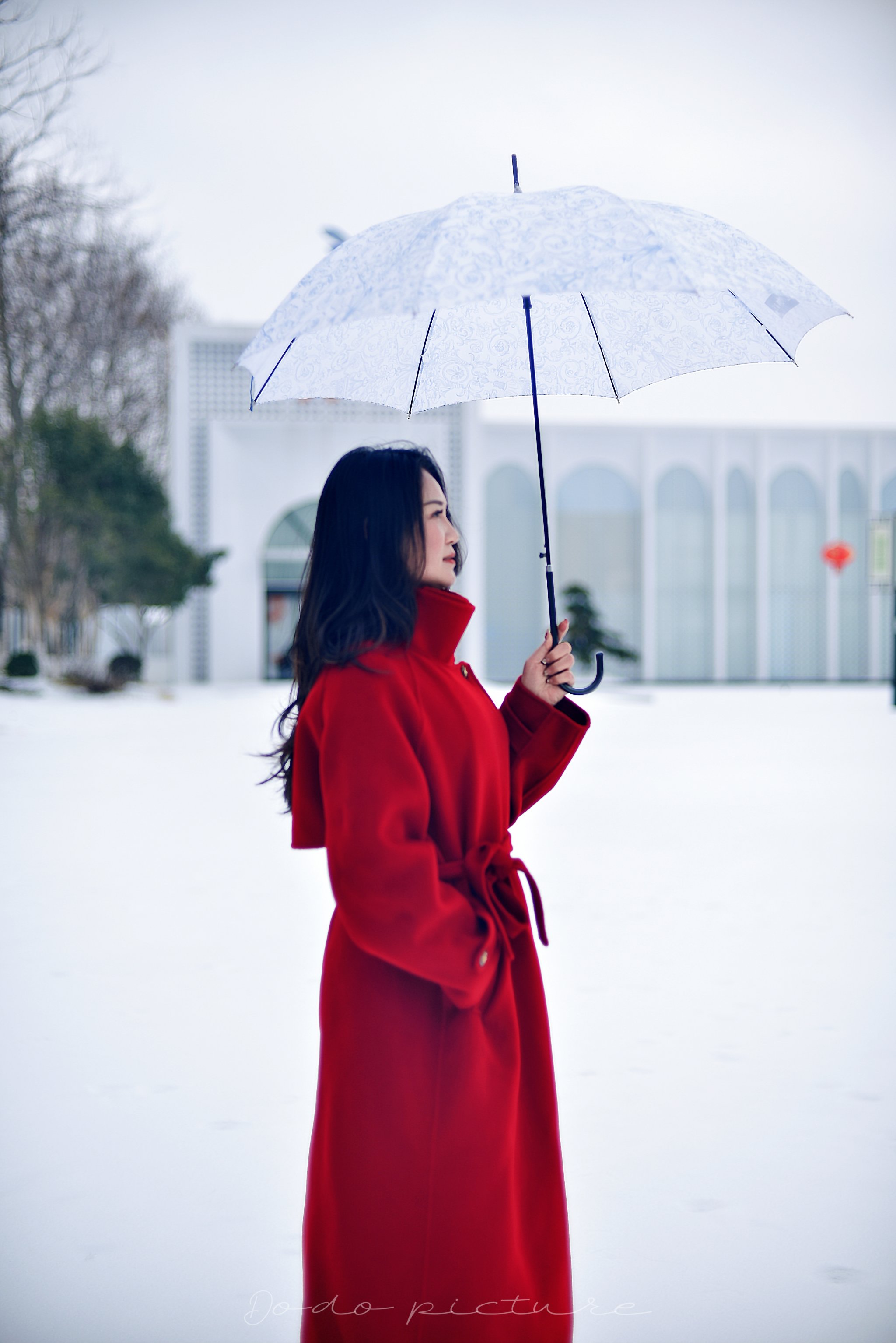 雪景人物照图片