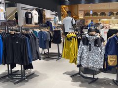 -乐天百货(环球中心店)