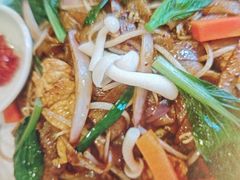 -八府香鸭·啫啫煲(华山路店)