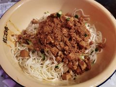 -鹤江桥·红油牛肉粉(SKP店)