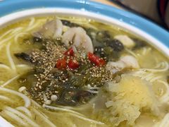 -灵芝妹子海鲜米线(凯德和平广场店)