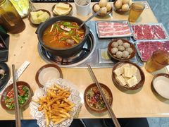-钱摊摊安顺夺夺粉火锅(宏大广场店)