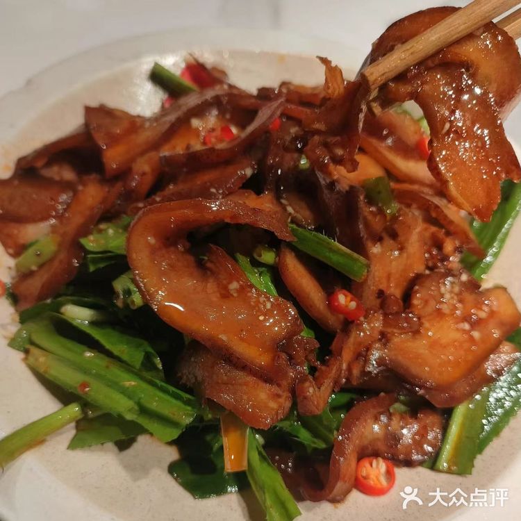 这家餐厅快被我和同事们吃成食堂了，真的优秀！！哈哈
