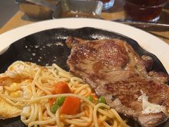-豪客来牛排(人民东路店)