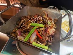 -弄堂里(西溪龙湖天街店)