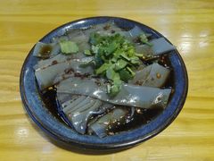 鸡豆凉粉-勺子米线·云南传统小吃市集(四方街店)