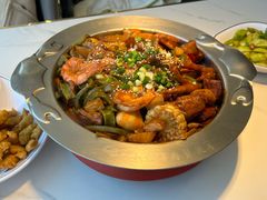 -徐记小怪兽肉蟹煲(中央大街店)