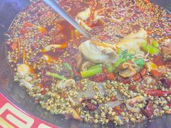 -烧哥美蛙肥肠鱼火锅·十五年社区店