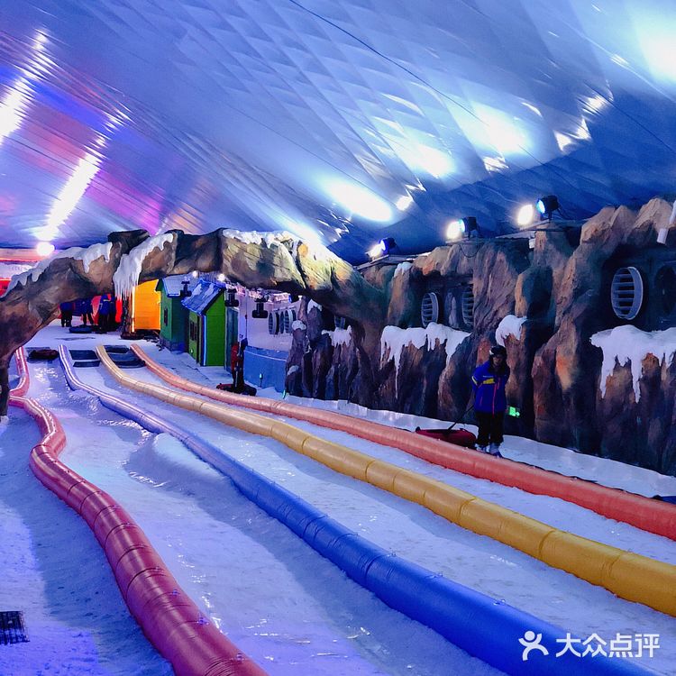 温州首家超大室内滑雪场！