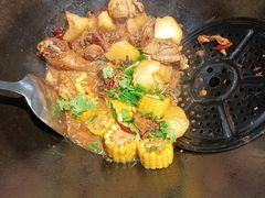 -袁小二大东北铁锅炖(吉祥村总部)